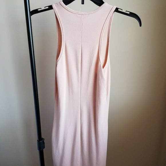 Pink dress - Picture 3 of 4