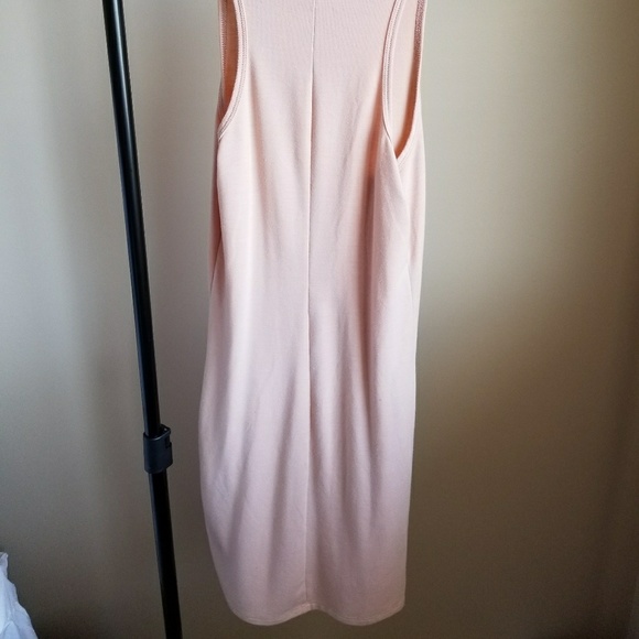 Pink dress - Picture 4 of 4