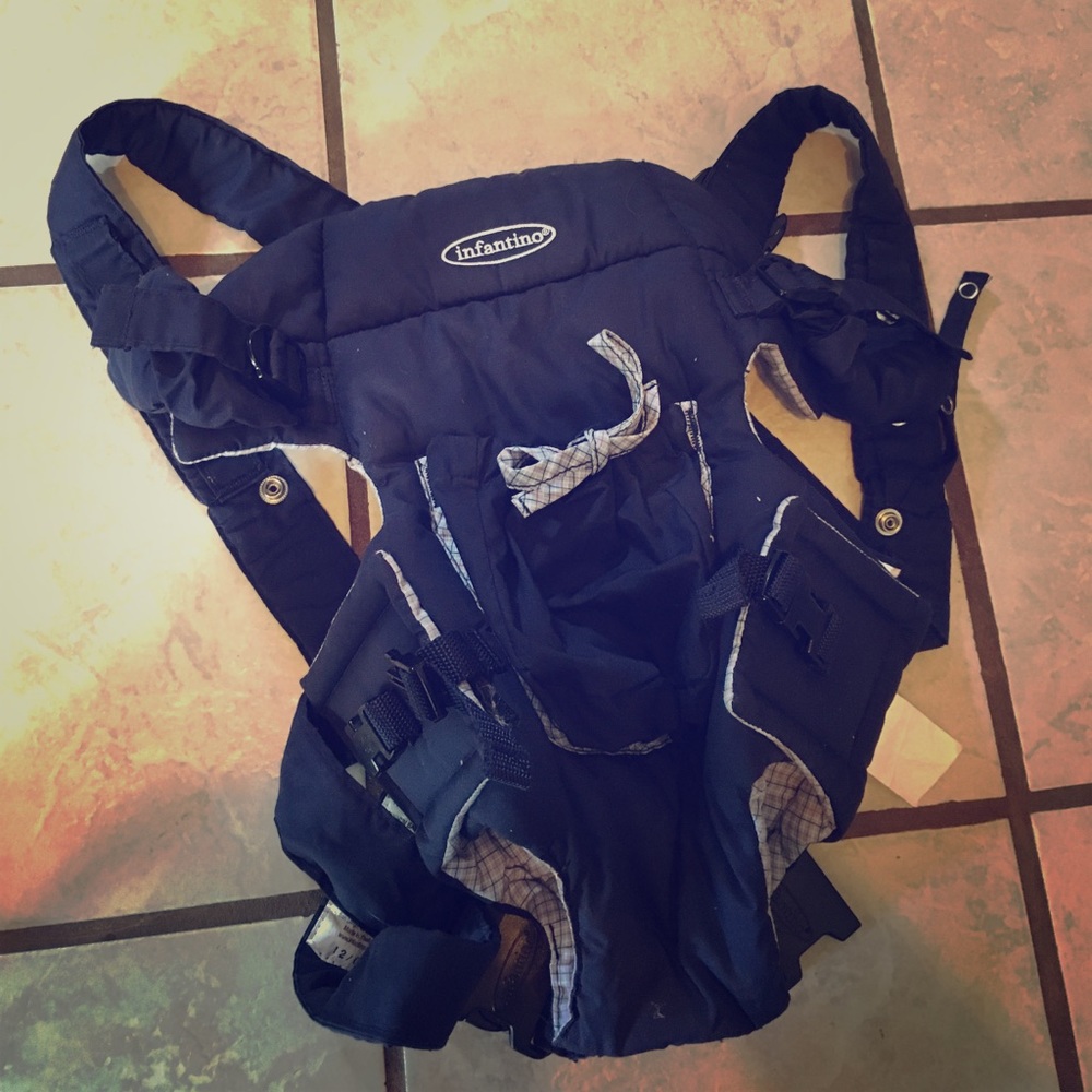 Infantino baby carrier