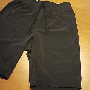 T.H.E men's short, linerless lulu