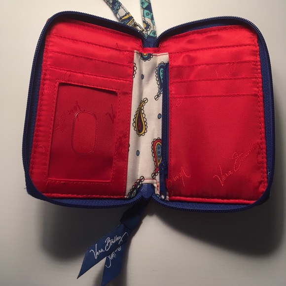 Vera Bradley printed paisley wristlet - Picture 2 of 4