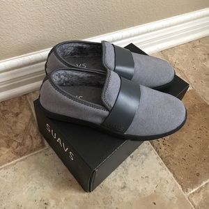 Minimalist Slip-ons - SO COMFY