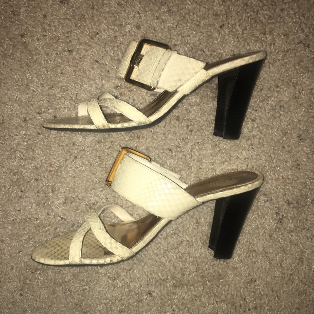 Franco Sarto "Dente" in Vanilla Cobra size 9