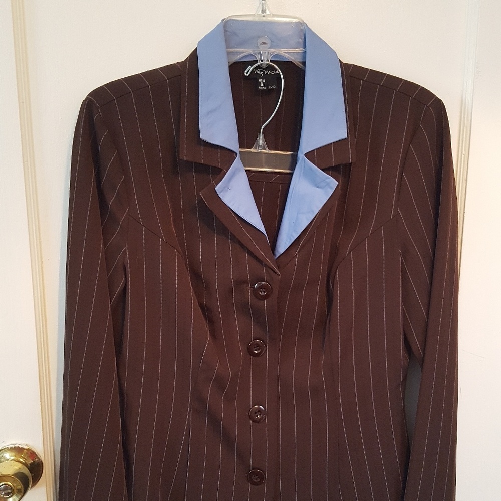 Women's suit