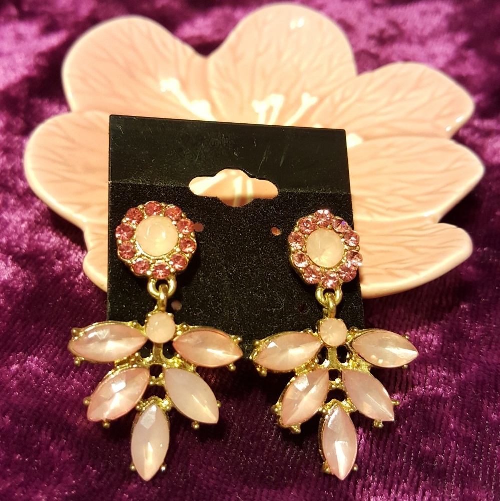 New! Pink crystal floral earrings
