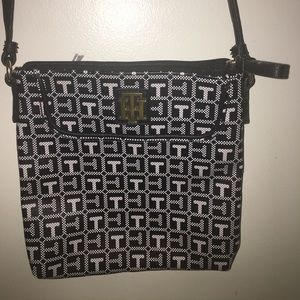 Tommy Hilfiger Crossbody Bag ‼️