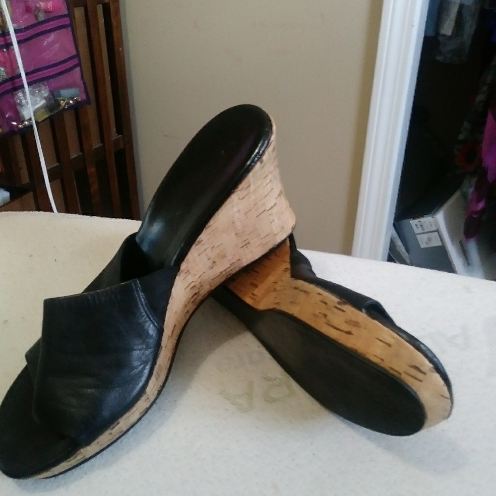 2 pairs only Black/ Coco BrownLeather upper Wedges