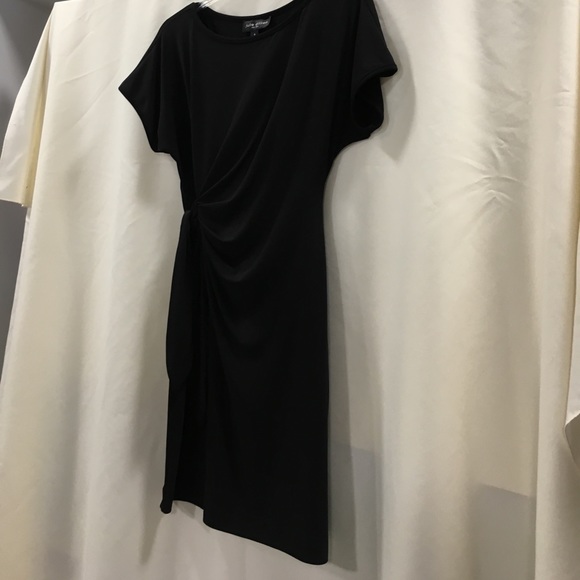 Black dress - Picture 5 of 6