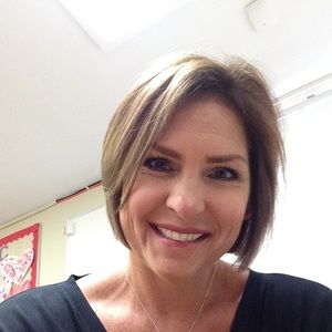 Meet your Posher, Lia