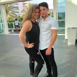 Meet your Posher, Evan