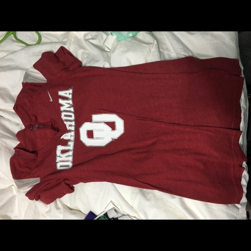 Nike OU shirt