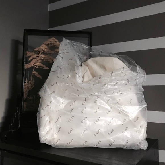 Cuud Cream Leather Handbag - Picture 6 of 8