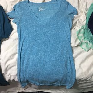 American Eagle V-neck
