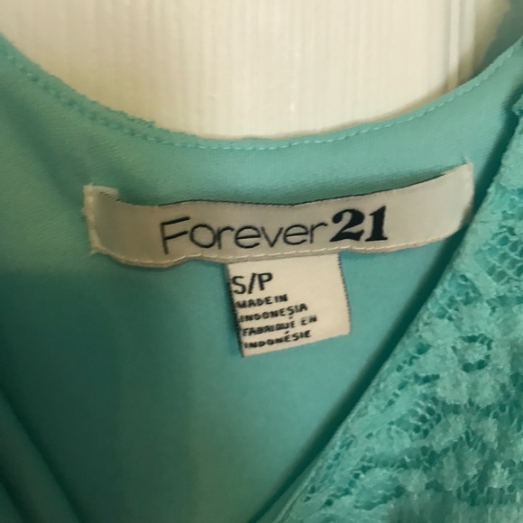 Blue fitted dress - Picture 3 of 3