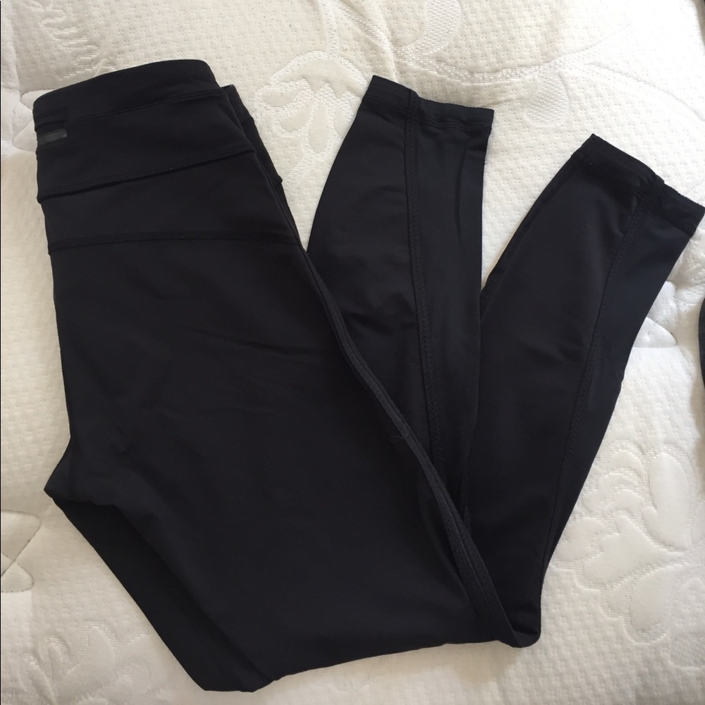Lulu Lemon Ankle/Calve Length Workout Pants