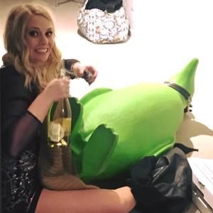 Meet your Posher, Caitlin