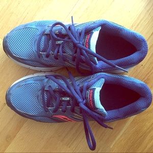 Saucony cohesion 9 running shoe