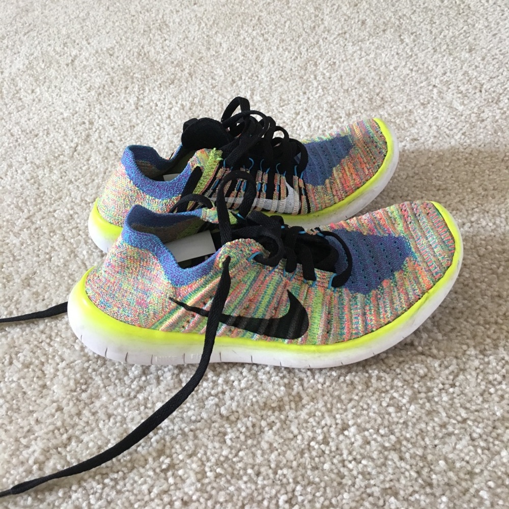 Free run fly knit nikes
