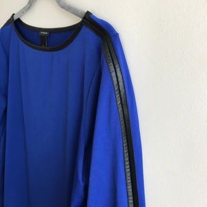 Cobalt 3/4 length Sleeve Top