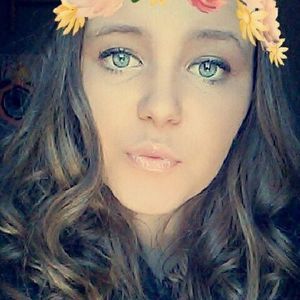 Meet your Posher, Brianna