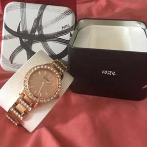 Rose gold Fossil watch NEW!!!!