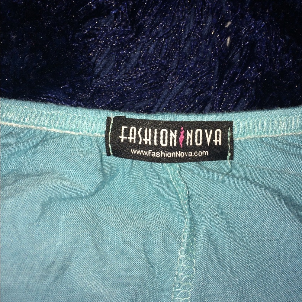 Crop top - Picture 4 of 4