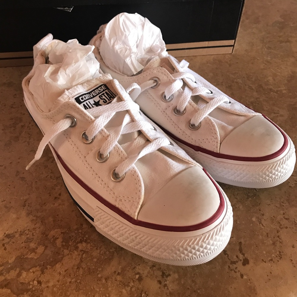 Converse white size 8