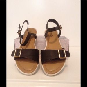 Women's Platform sandals, Black Color from Pazzle