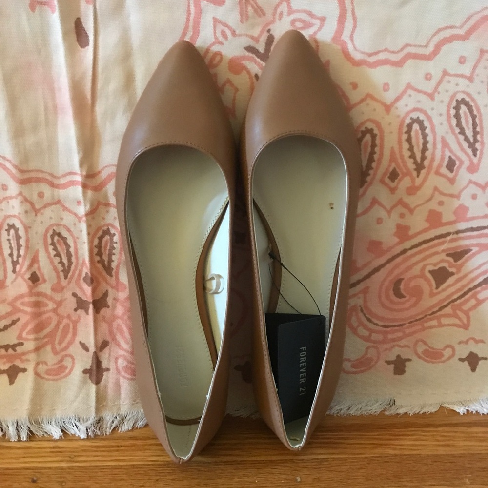 Brown Pointed Toe Flats!