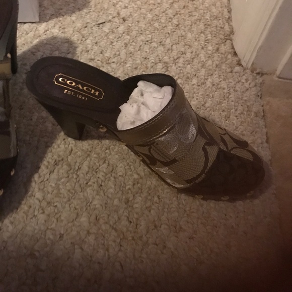 Genuine Coach Clogs size 7.5 brand new never worn - Picture 4 of 7