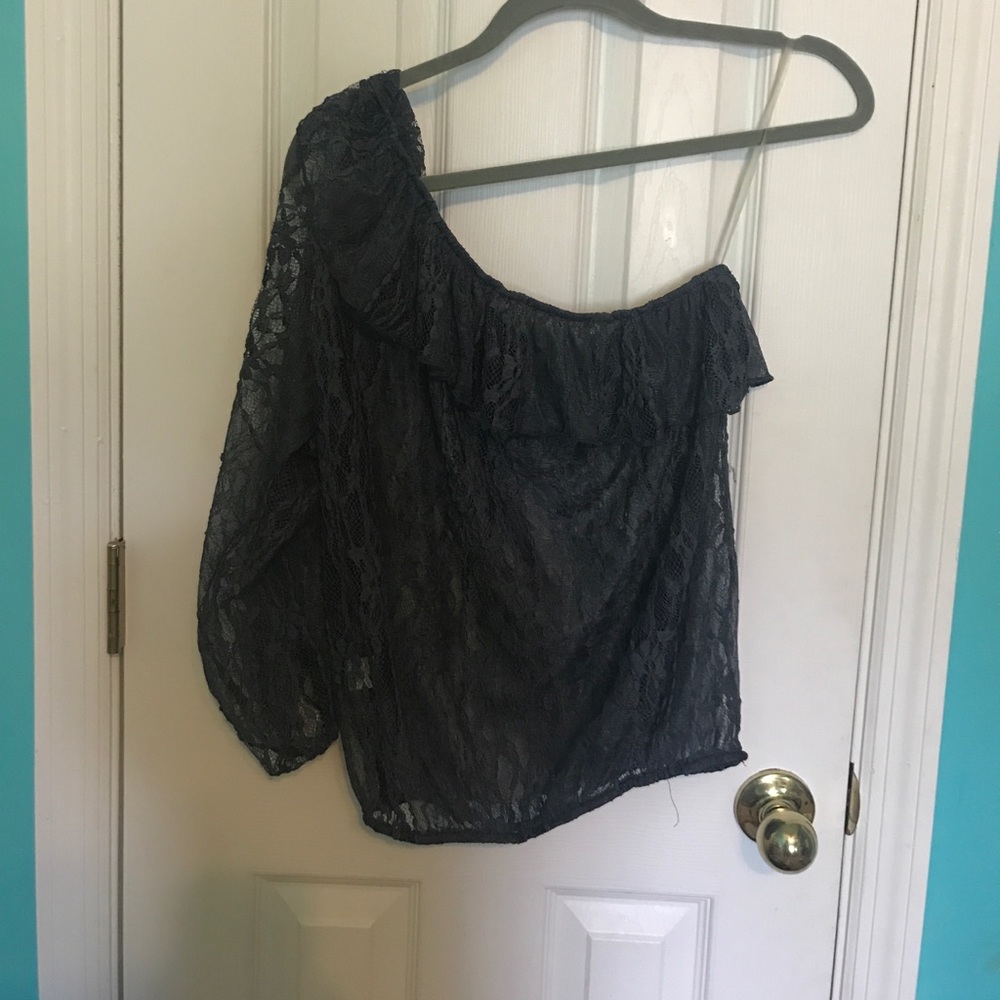 One sleeved see through shirt