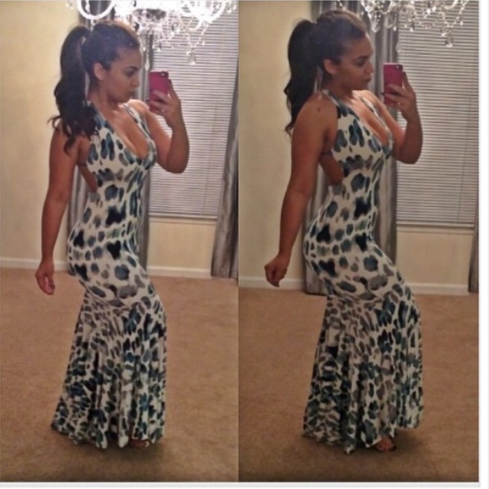 Beautiful long Maxi dress by Geebin
