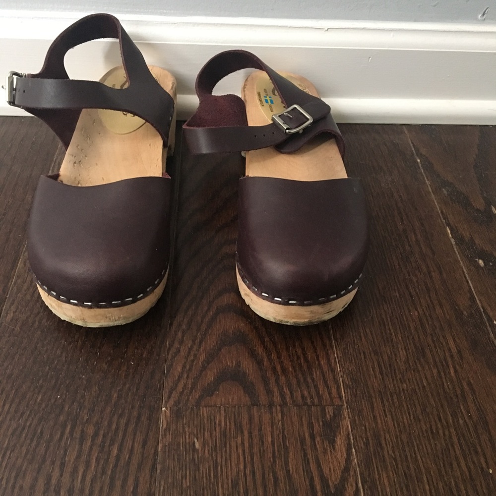 Lotta by Stockholm- Low Wood Aubergine Clogs