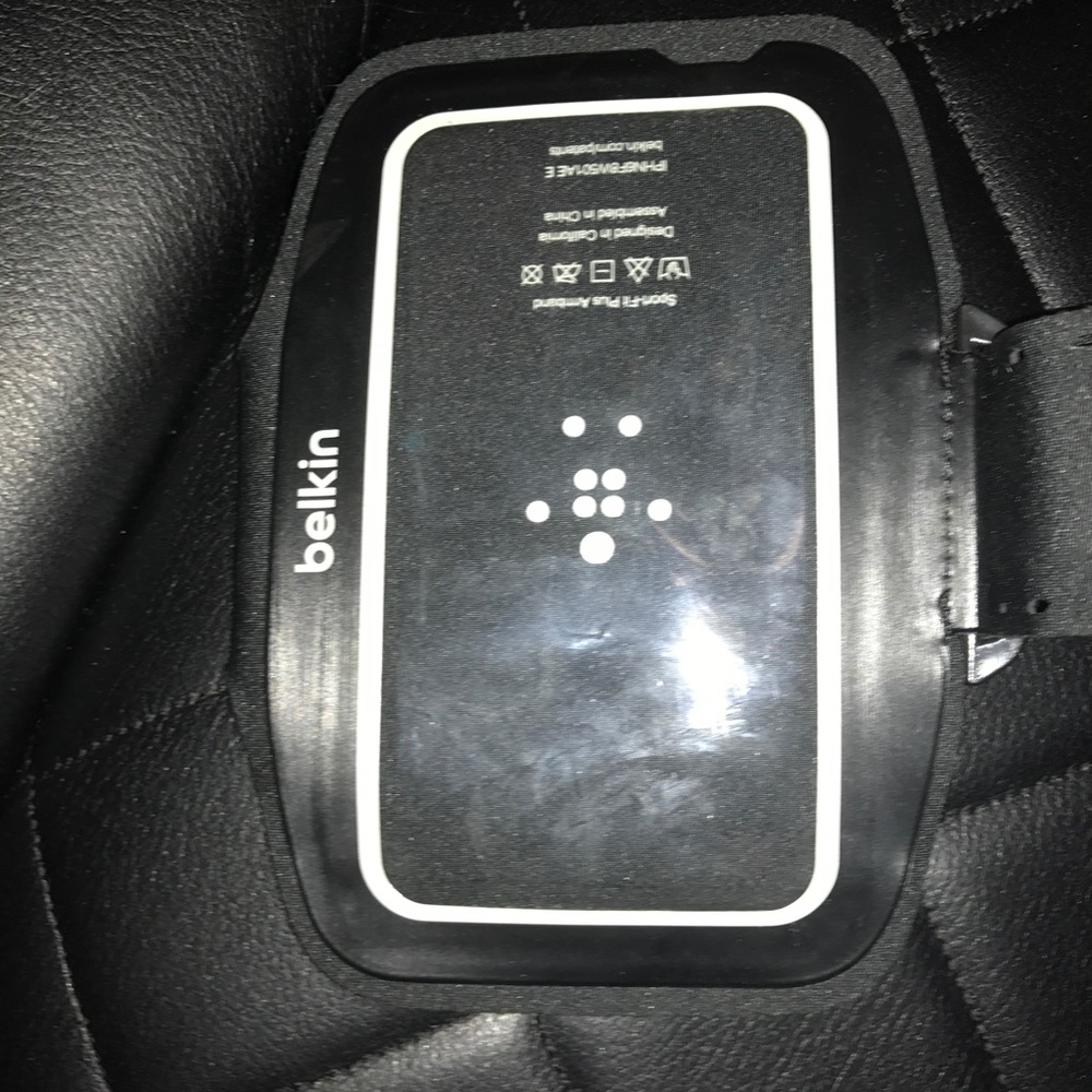 ‼️Belkin IPhone 6/6S Phone Running Case‼️