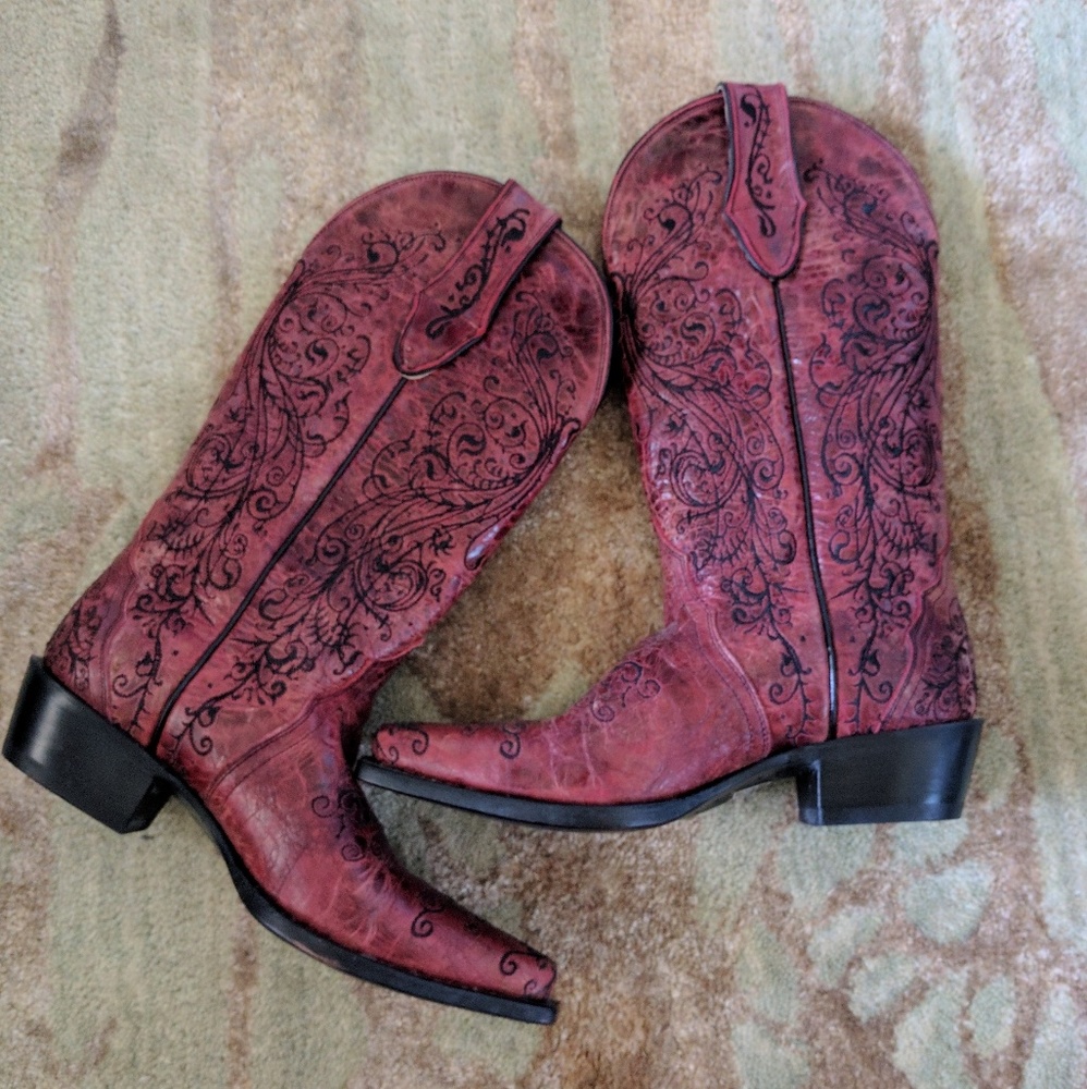 Red embroidered cowgirl boots