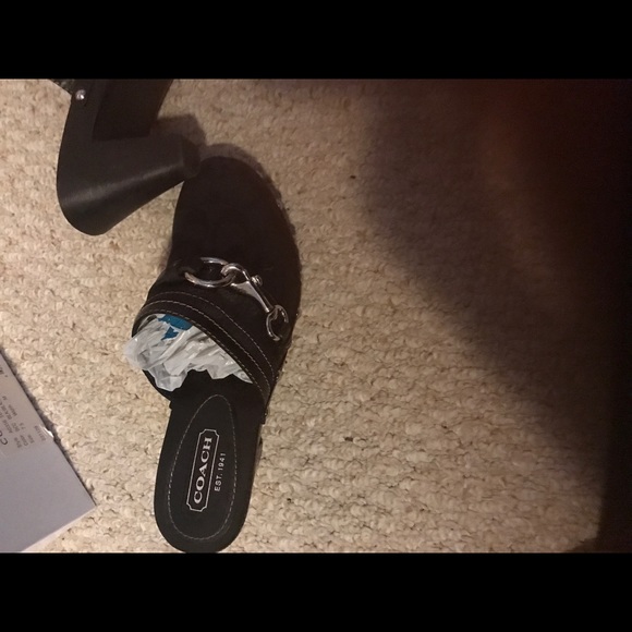 Genuine Coach Clogs ready for immediate pick up - Picture 4 of 8