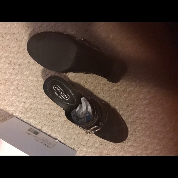 Genuine Coach Clogs ready for immediate pick up - Picture 7 of 8