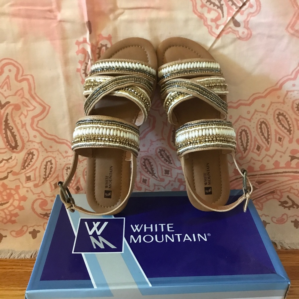 Super cute and Boho strapy neutral Sandals!!!