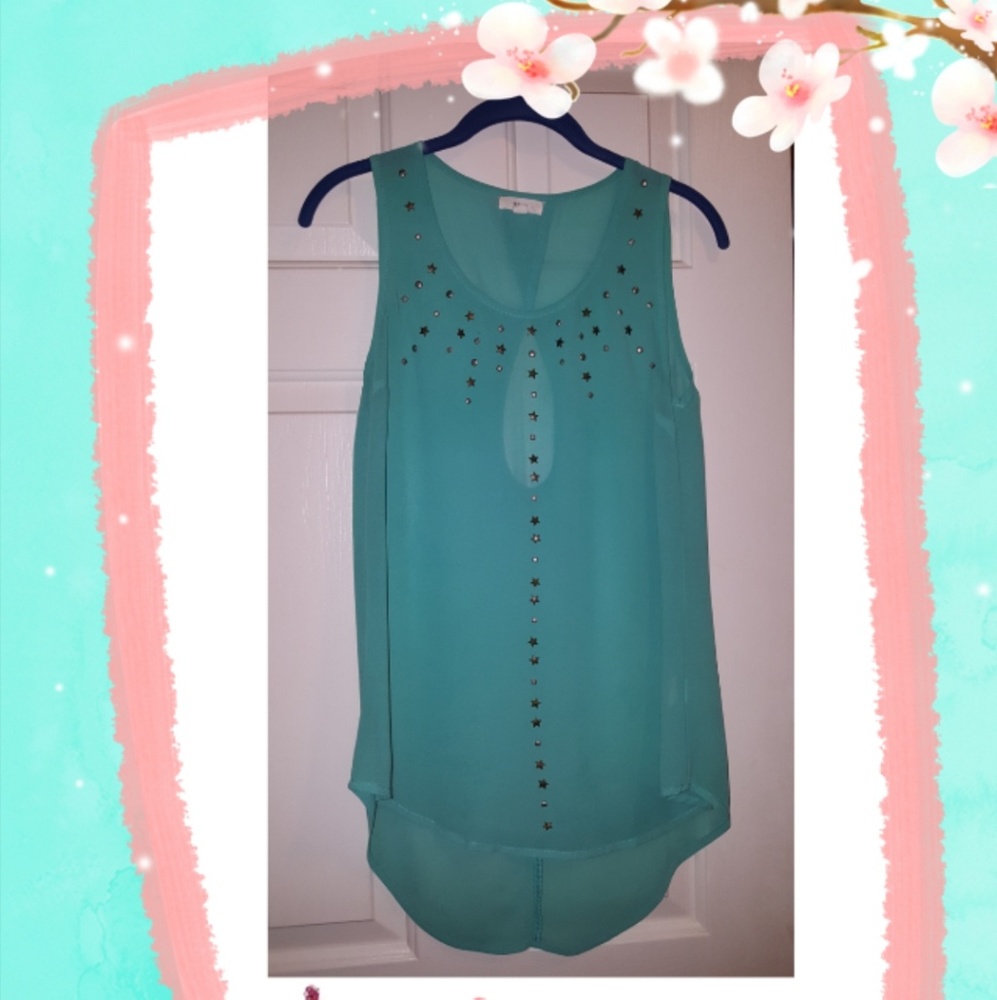 MINE High-low Turquoise Studded Top Sz S