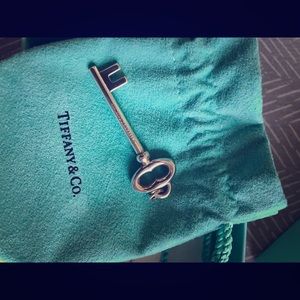 Tiffany oval key pendant