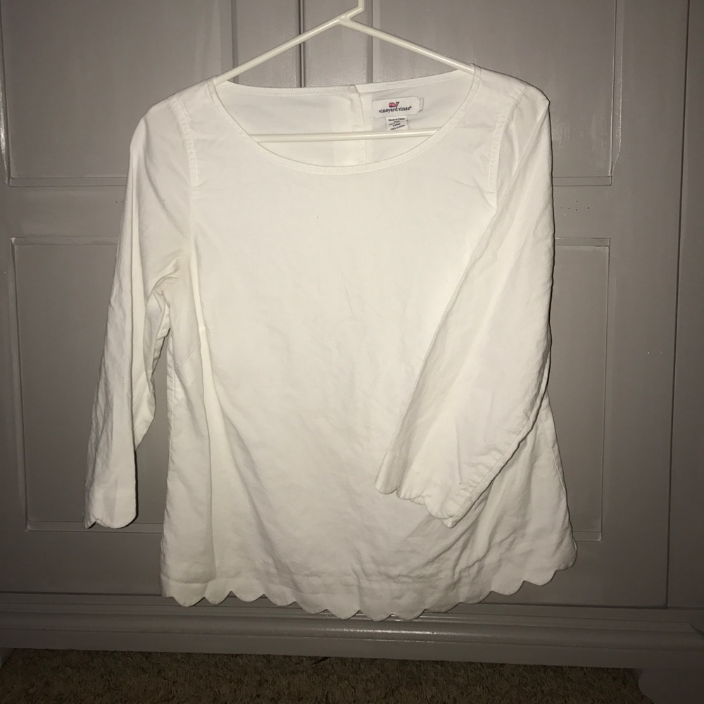 White Scallop Vineyard Vines Blouse