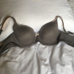 Victoria's Secret Body By Victoria bra