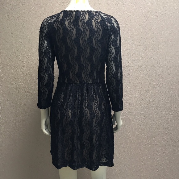 NWOT-Skater Dress-Medium-Lace-with lining - Picture 2 of 2