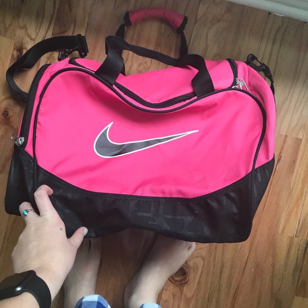 Nike Duffel bag 🌈