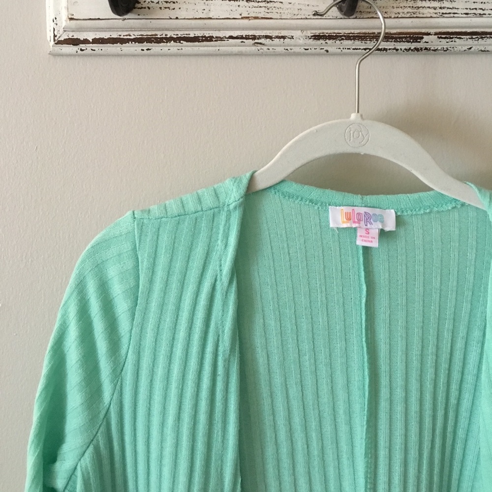 Small LuLaRoe Sarah