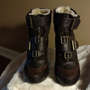 Women high heel shoe boot