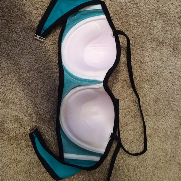 Swim suit top - Picture 2 of 2