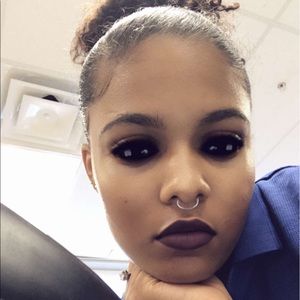 Meet your Posher, Kyla