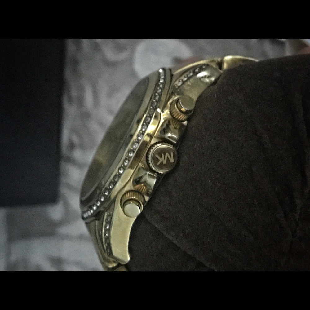 Michael Kors Watch- used with some apparent wear - Picture 8 of 8
