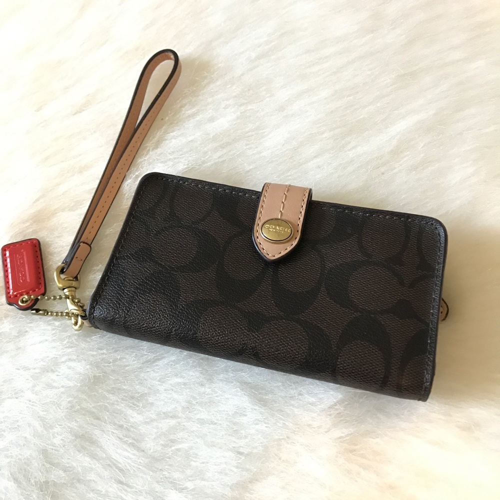 Coach wallet